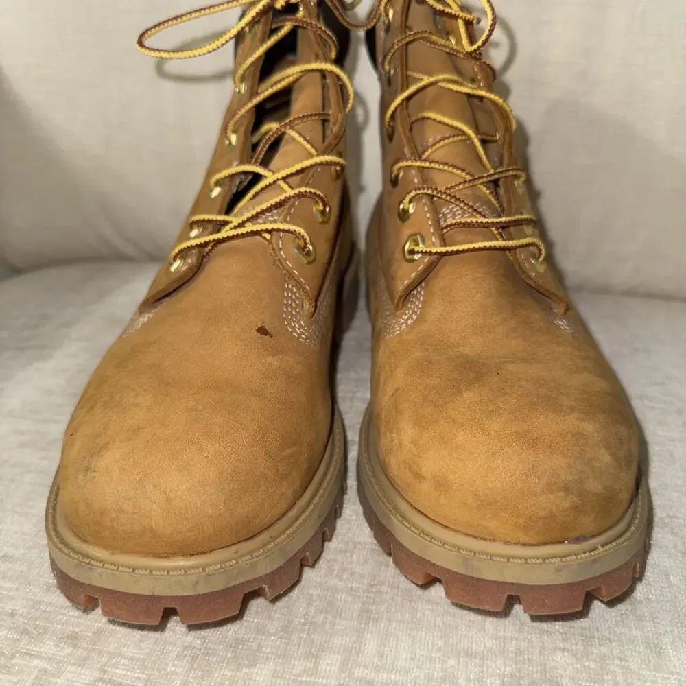 Timberland Junior Classic 6-Inch Waterproof Boot Size 5.5 Work Boots Great Used